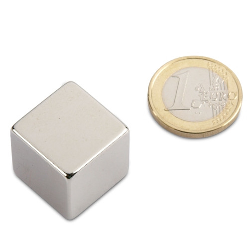 Cube magnétique 20,0 x 20,0 x 20,0 mm N45 nickel - adhérence 25 kg