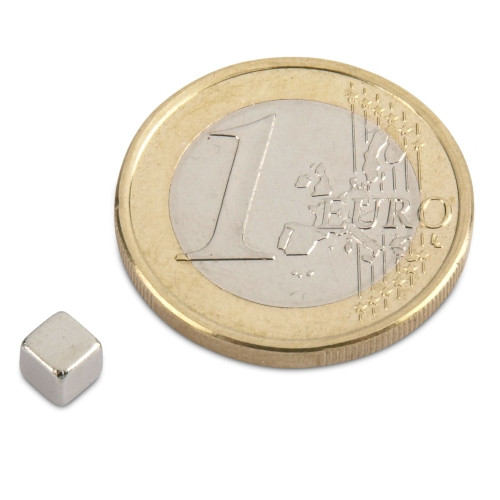 Cube magnétique 4,0 x 4,0 x 4,0 mm N42 nickel - adhérence 1 kg