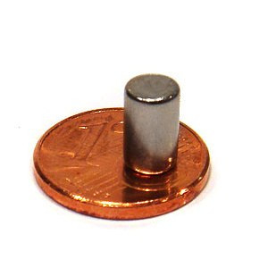 Cylindre magnétique Ø 5,0 x 8,0 mm N45 nickel - adhérence 900 g